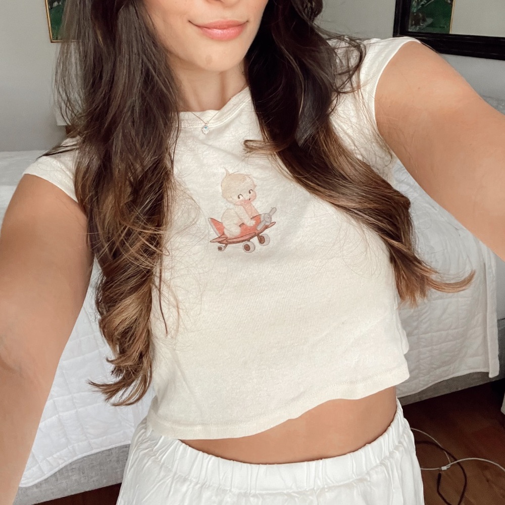 cropped brandy melville t shirt